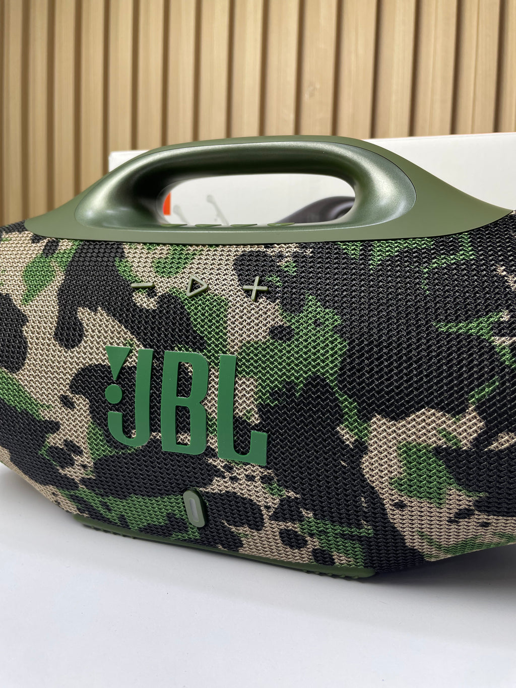 JBL Boombox 4