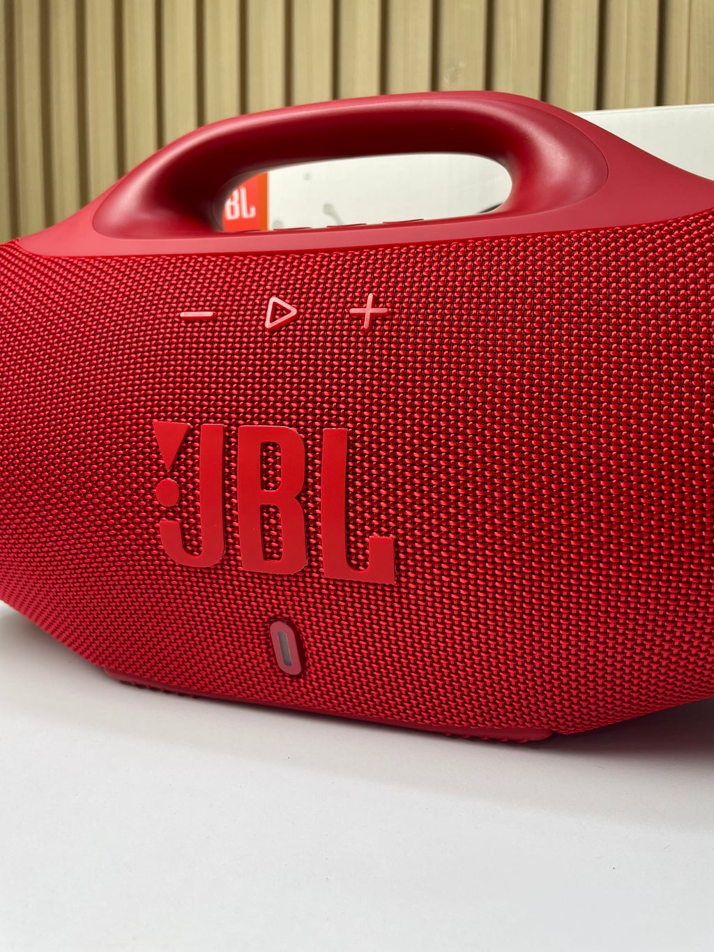JBL Boombox 4