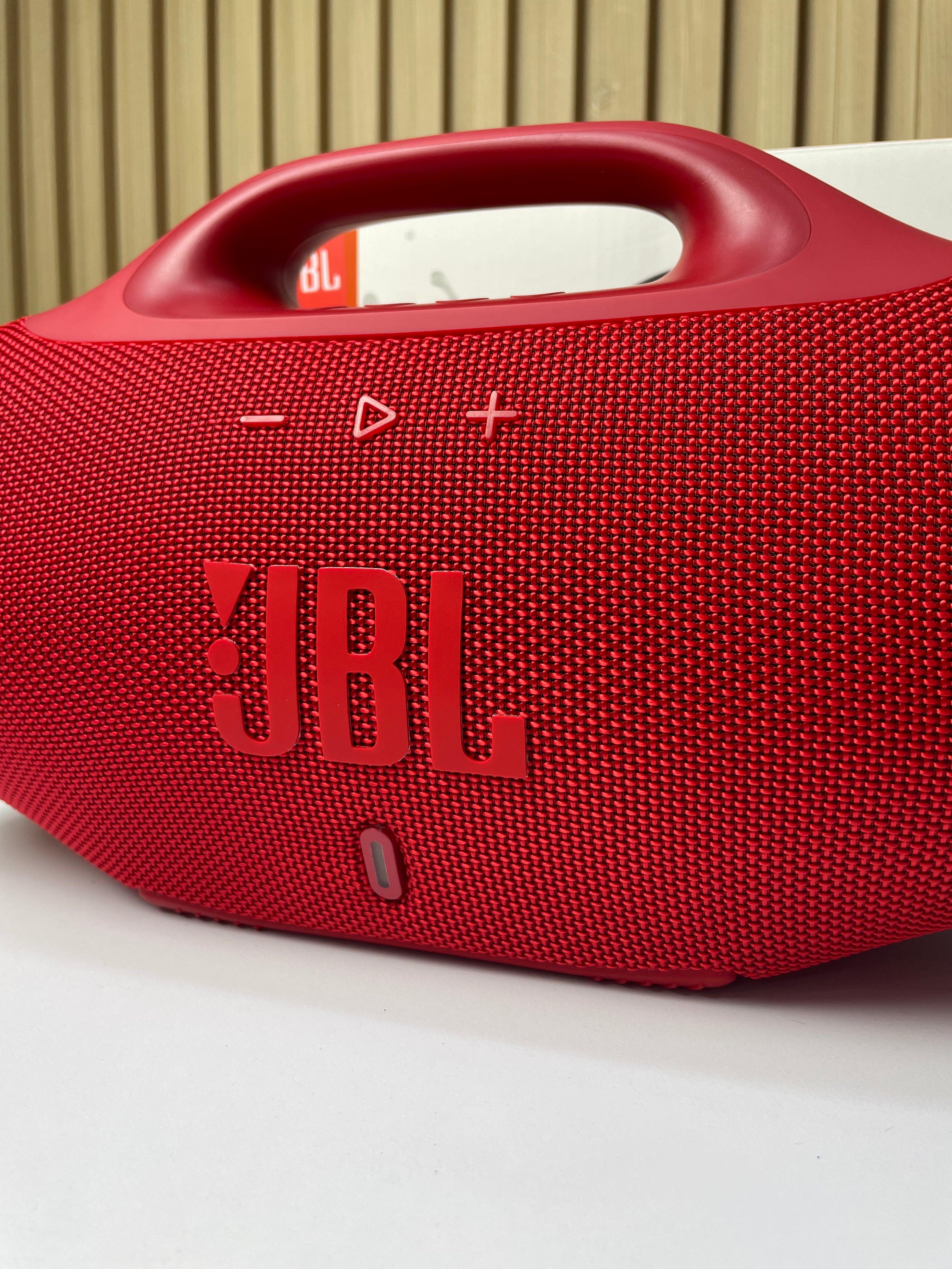 JBL Boombox 4