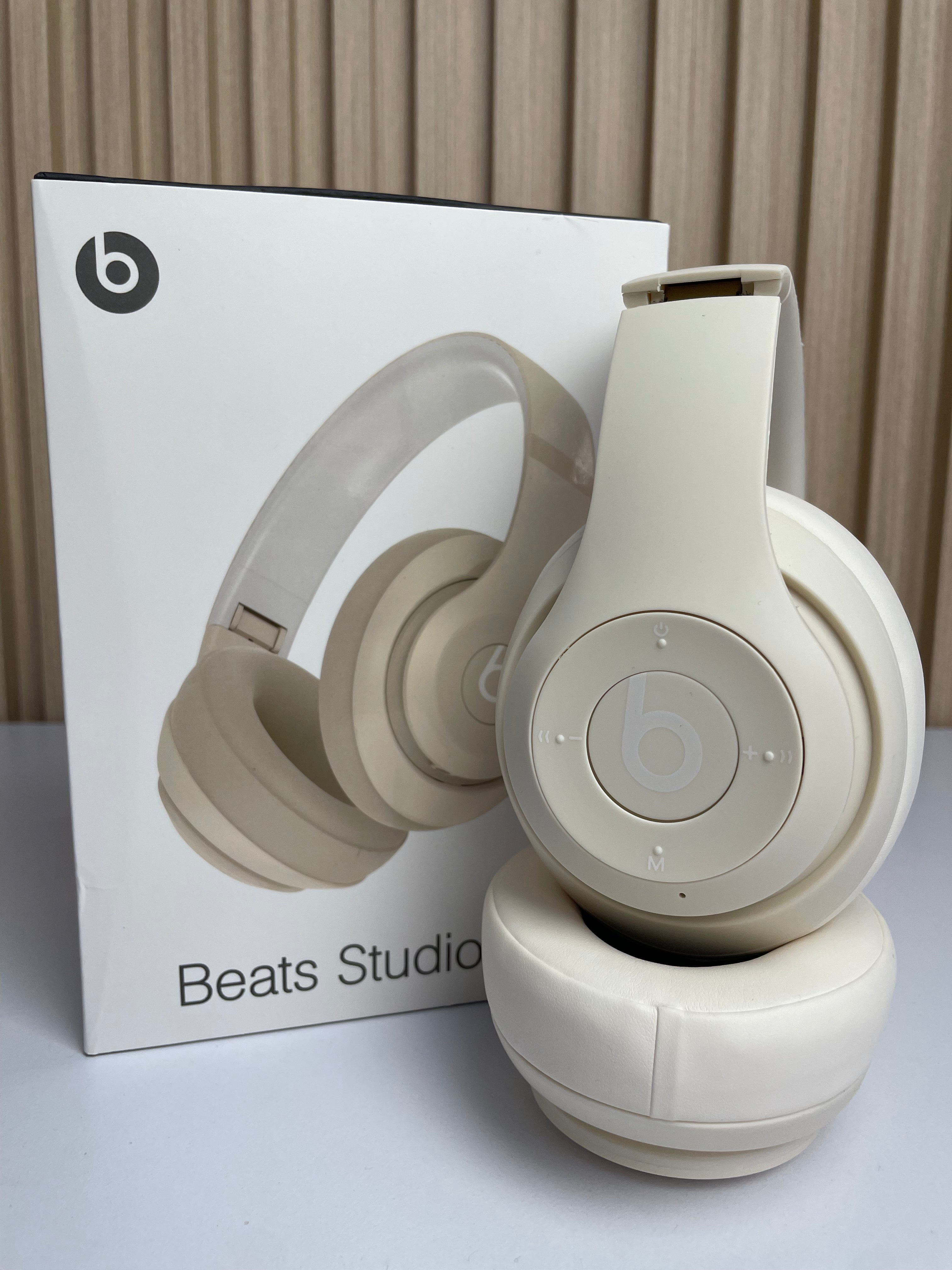 Beats Studio Pro